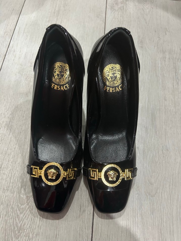 36 rugan Siyah ParlakTokalı Kadın Stiletto - Görsel 2