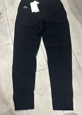 Lacoste 38 Beden Siyah Kadin Regular Fit Kumas Pantolon