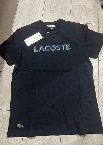 Lacoste m