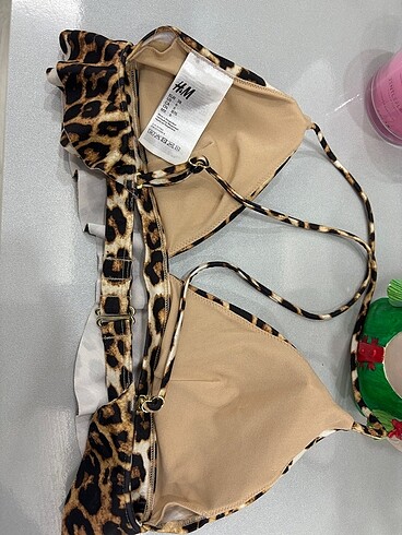 38 Beden çeşitli Renk H&M Leopar bikini üstü