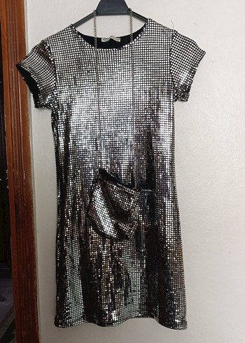 Payetli Kısa Kollu Midi Elbise - Görsel 4