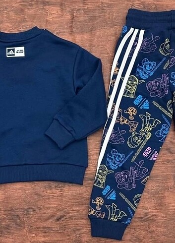 Adidas marka star wors baskılı takım 