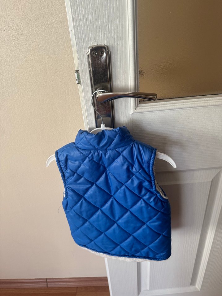 Mavi Erkek Çocuk Kapitone Yelek - Görsel 2