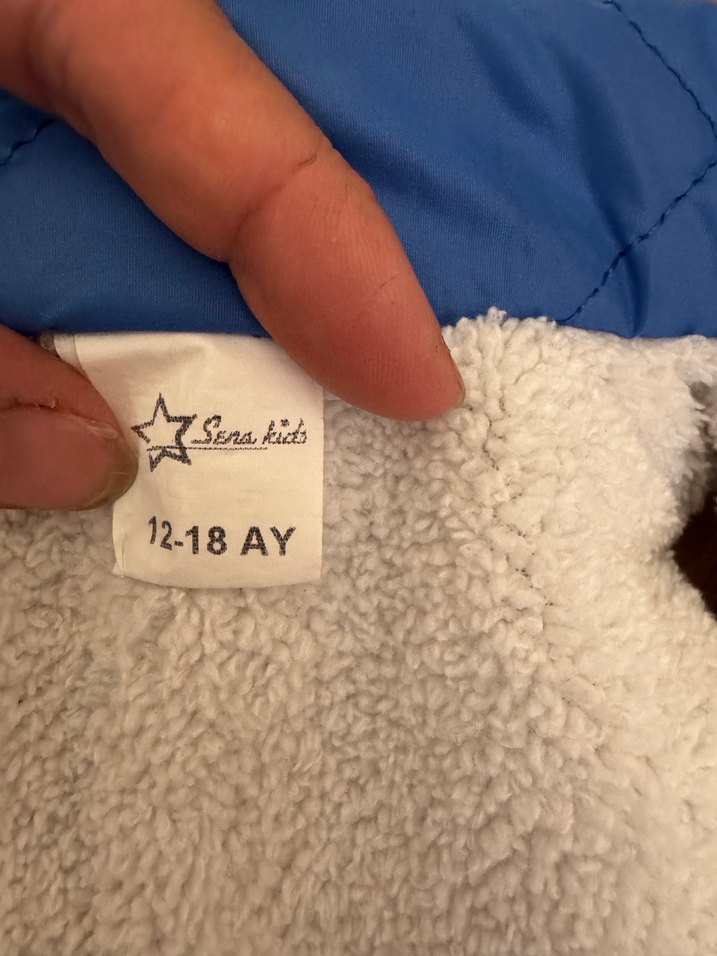 Mavi Erkek Çocuk Kapitone Yelek - Görsel 4