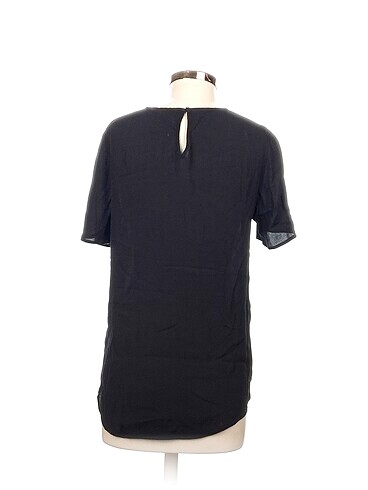 38 Beden H&M Bluz %70 İndirimli.