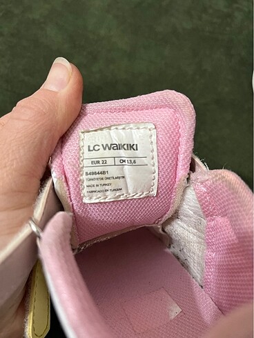 22 Beden beyaz Renk LCW kız bebek spor ayakkabı