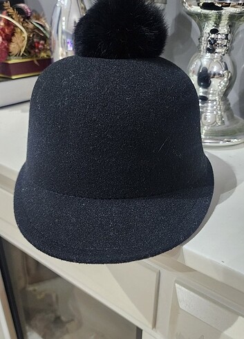  Beden Ponponlu Şapka 