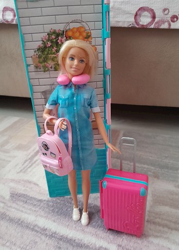 Barbie Seyehat Seti