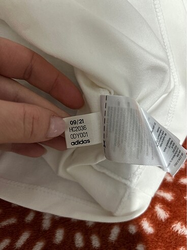 s Beden ORİJİNAL ADİDAS CROP