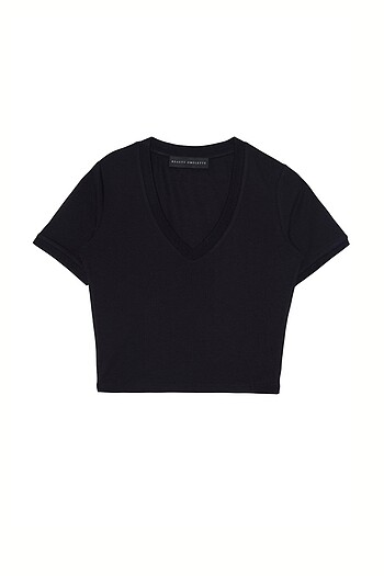 Beauty omelette v yaka crop tshirt