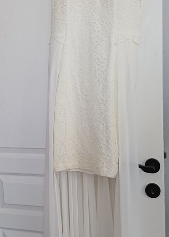 Dantel Detaylı nikah elbisesi