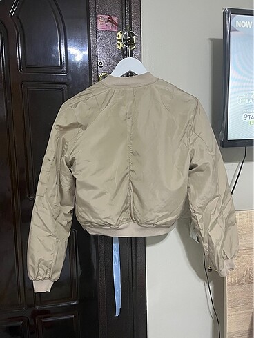 Diğer krem bomber ceket
