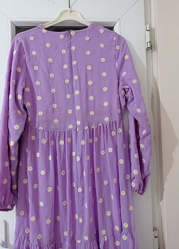 38 Beden Lila Papatyalı Elbise