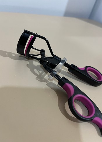 Pembe Kirpik Kıvırıcı - Görsel 2