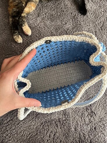 Beden Mavi Çıtçıtlı Örgü Kol Çantası