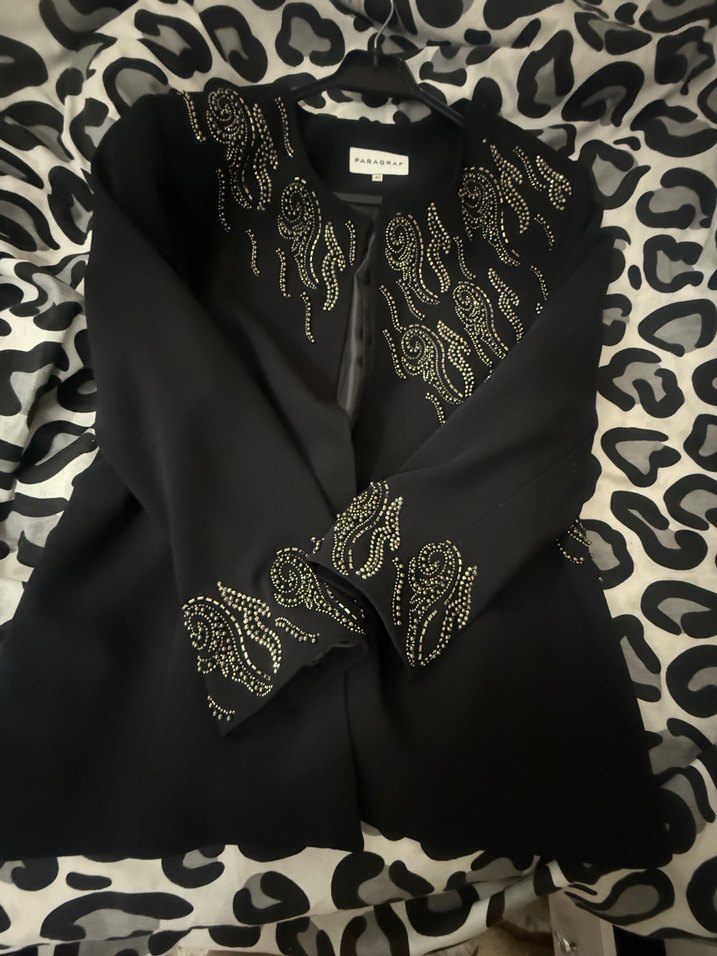 Paragraf Siyah İşlemeli Kadın Uzun Ceket - Görsel 4