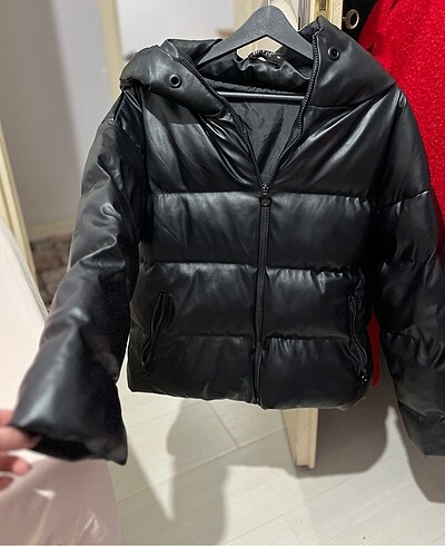 Zara Şişme deri mont