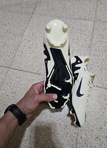 Nike krampon sıfır faturali