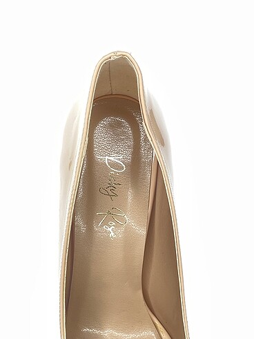 39 Beden ten rengi Renk Vintage Love Stiletto %70 İndirimli.