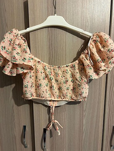 Quzu Quzu Çiçekli Crop Bluz