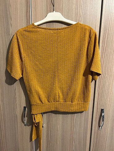 Pull and Bear Pull and Bear V Yaka Bluz