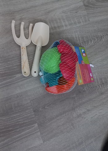 Renkli Plaj ve Bahçe Oyuncak Seti