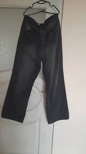 Siyah yıkamalı Baggy Jean
