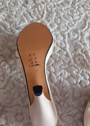 Beyaz Saten Taşlı Stiletto Kadın Terlik - Görsel 3