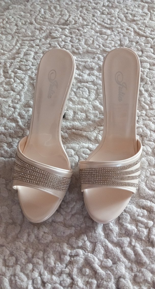 Beyaz Saten Taşlı Stiletto Kadın Terlik - Görsel 2