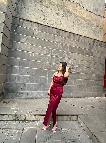 Trendyol & Milla Bordo elbise