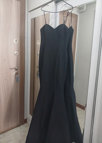 Diger Siyah Uzun Kayışlı Straplez Kadın Abiye Elbise