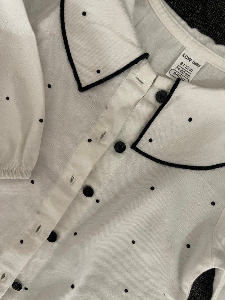 Puantiye Desenli Beyaz Kız Gömlek - Görsel 3