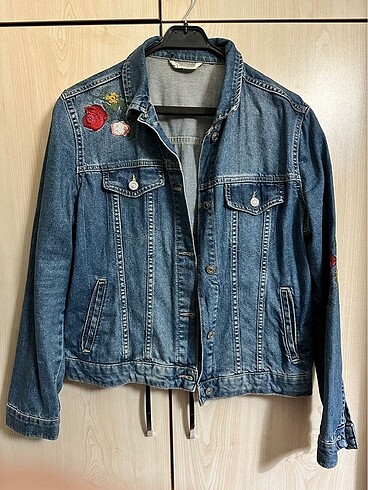 LCW Kot Mont