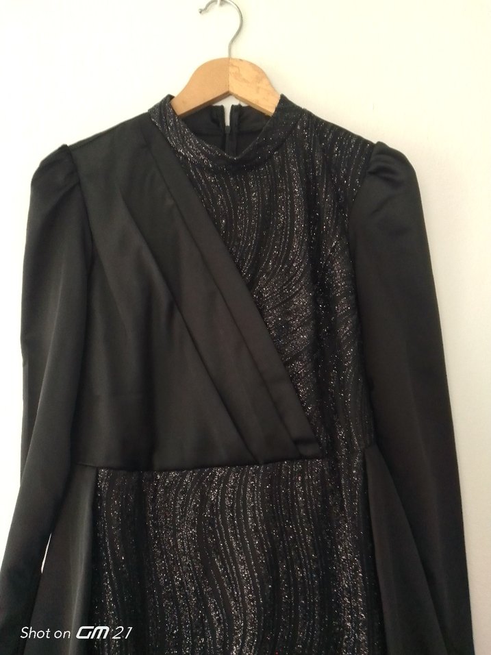 Uzun Siyah Gotik Kadın Abiye Elbise - Görsel 2