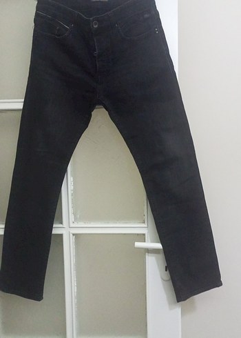 Kemerli Siyah Regular Fit Erkek Kot Pantolon