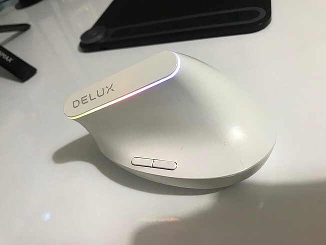  Beden Delux Ergonomik Dikey Fare-Beyaz(RGB Gökkuşağı)