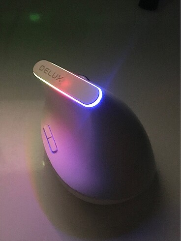 Delux Ergonomik Dikey Fare-Beyaz(RGB Gökkuşağı)