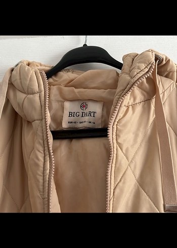 42 Beden ten rengi Renk Bej Kadın Midi Kışlık Mont