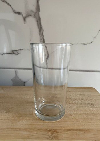 Şeffaf Silindirik Vazo bardak olarakta kulanila bilir