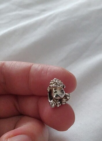 Pandora Koyun charm