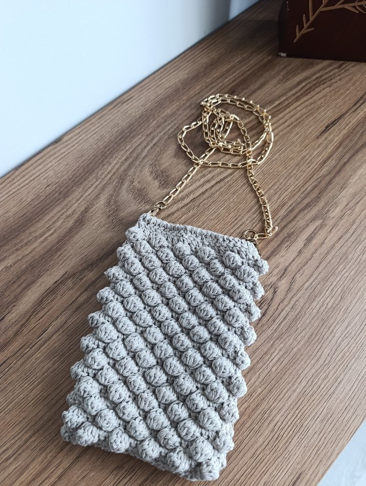 Zincir Detaylı Gri Örgü Kadın Çapraz Çanta - Görsel 3
