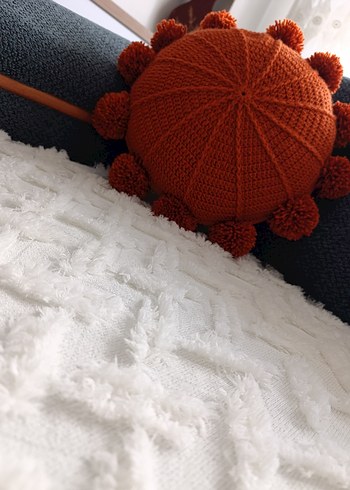 Turuncu Bohem Ponponlu Yuvarlak Minder - Görsel 2