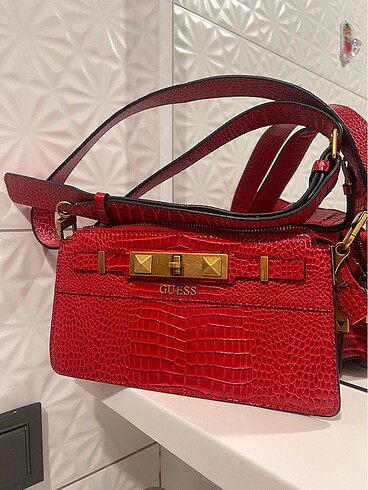 Guess çanta