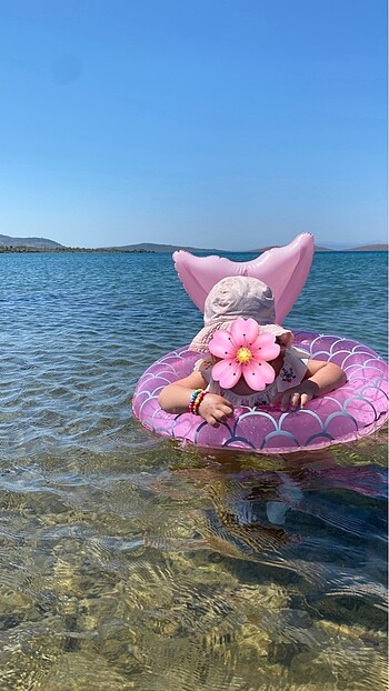 Pembe Oturaklı Deniz Kızı Simit