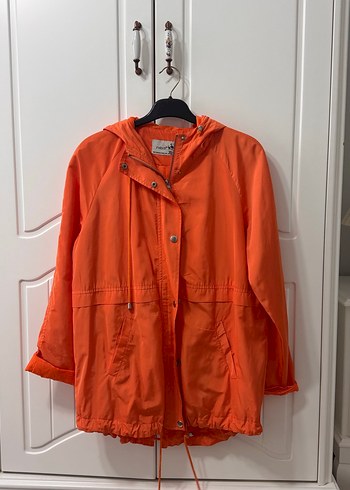 Turuncu Düğmeli Midi Kadın Yağmurluk Ceket - Görsel 4