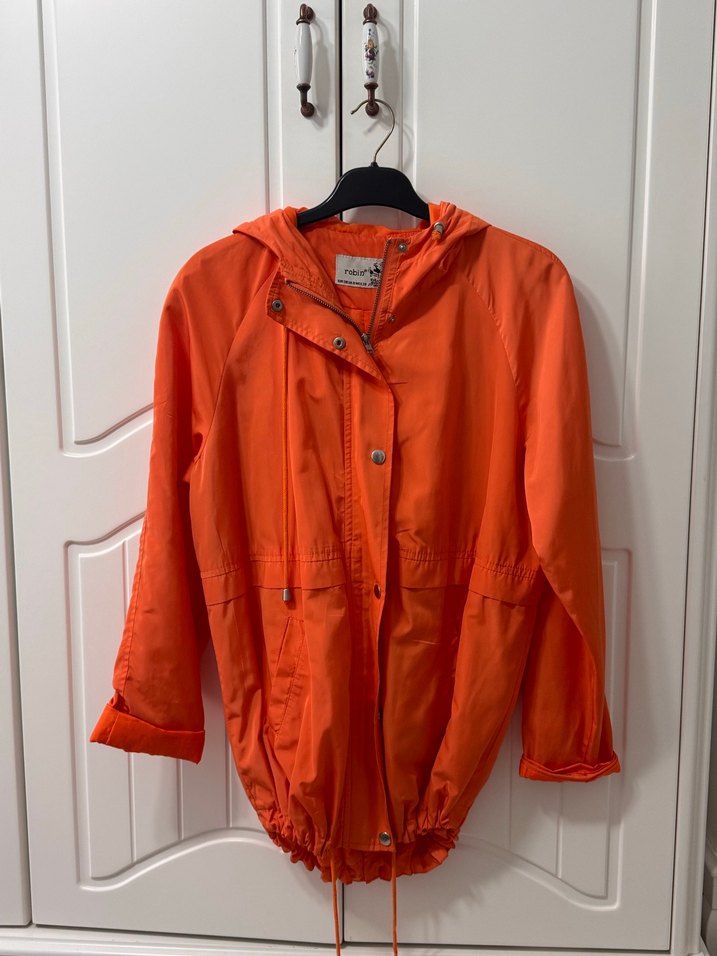 Turuncu Düğmeli Midi Kadın Yağmurluk Ceket - Görsel 2