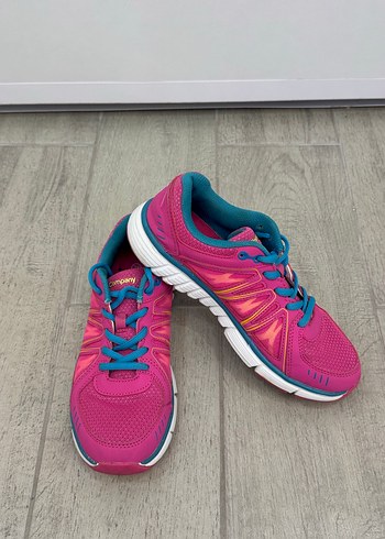 Pembe Renkli Elastik Bağcıklı Spor Ayakkabı - Görsel 2