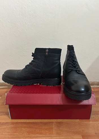 Erkek Bot - Görsel 3