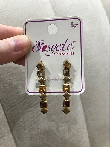  E.L.F Küpe yenidir 70 TL