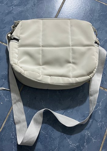 Beyaz Kadın Omuz Çantası - Görsel 2